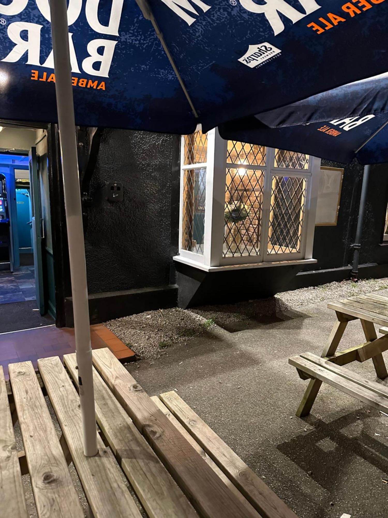 The Kings Head Hotel Chacewater Exterior photo